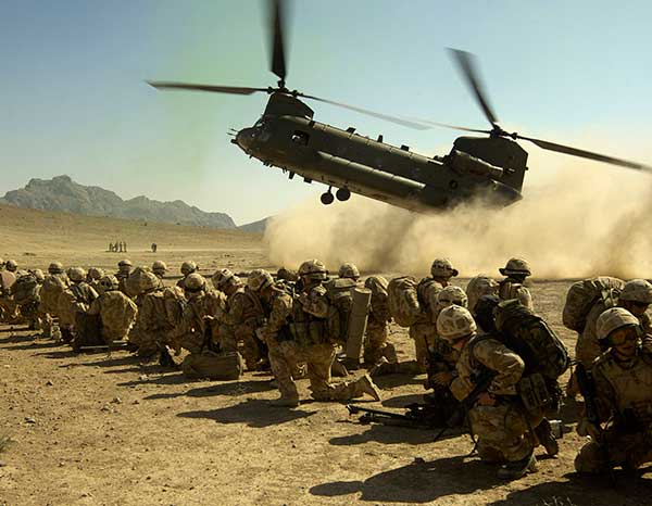 Chinook Lands with Royalm Marines Onboard in Afghanistan